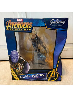 Marvel Avengers Infinity War Black Widow Gallery Diorama 9in